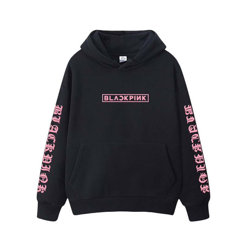 官方Blackpink周边产品合集，包括专辑、应援棒、卫衣和小卡。
